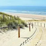 Holiday home Britt Met Grote Tuin En Veel Privacy Dirkshorn