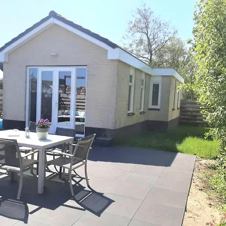 Holiday home Britt Met Grote Tuin En Veel Privacy *