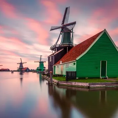 Britt Met Grote Tuin En Veel Privacy