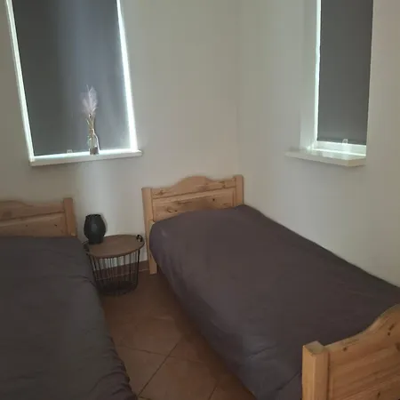 Britt Met Grote Tuin En Veel Privacy Dirkshorn