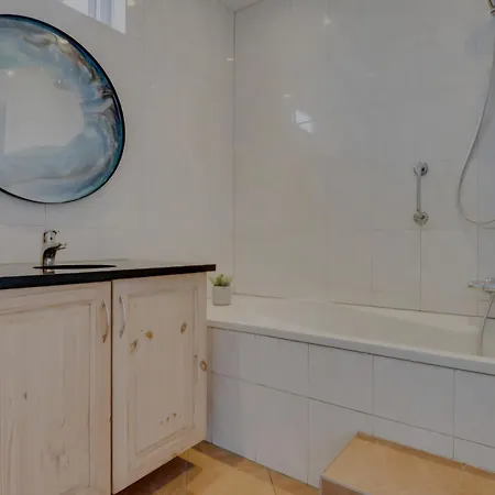Britt Met Grote Tuin En Veel Privacy * Dirkshorn